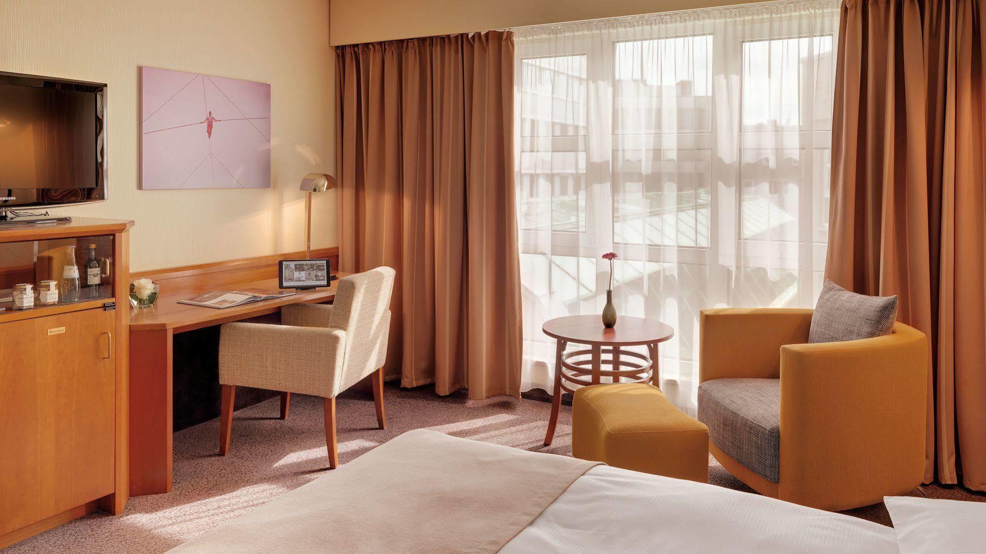 Best Western Plus Hotel Kassel City Exterior foto